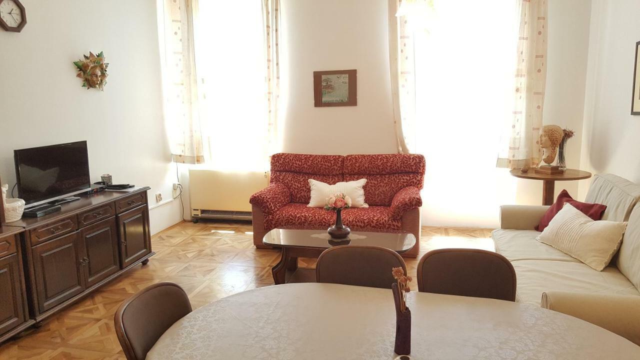PUY Centar Old Town, With Free Private Parking 아파트 외부 사진